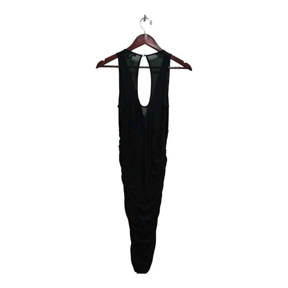 Black Velvet bodycon Cocktail Dress by Privy.  Pristine condition.  Size Medium - Picture 2 of 5